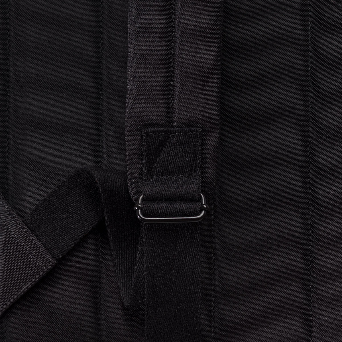 Jasper Roll-Top Backpack - Hibiscus / Mini