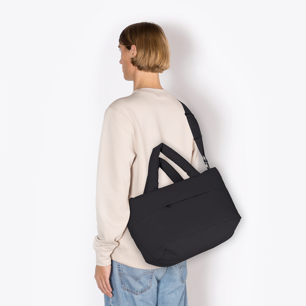 Olivia Puffy Bag - Black / Medium