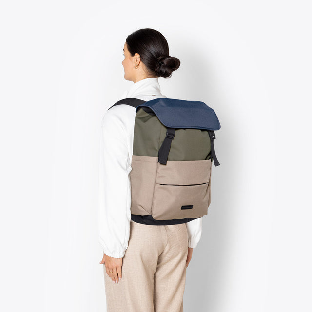 Stellan Medium Backpack